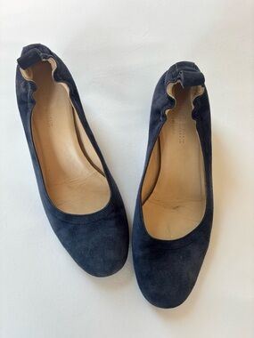 Everlane Navy Suede Ruffle Ballet 7.5
